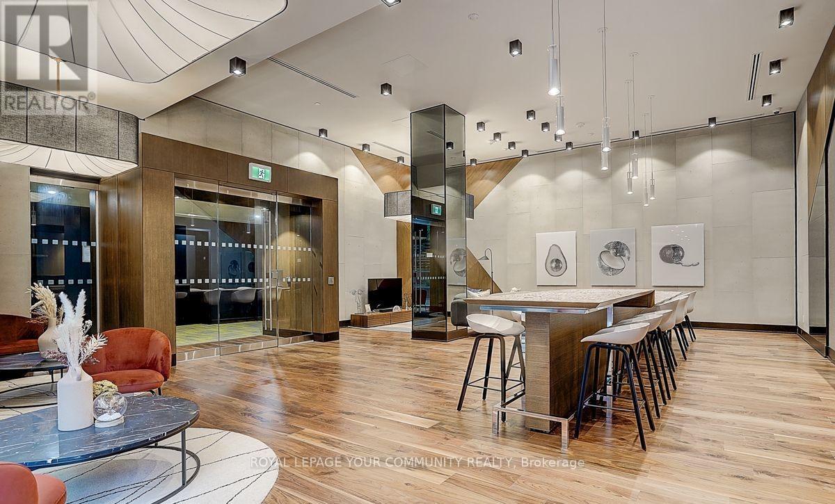 928 - 8119 Birchmount Road, Markham (Unionville), Ontario  L6G 0H5 - Photo 19 - N12399322