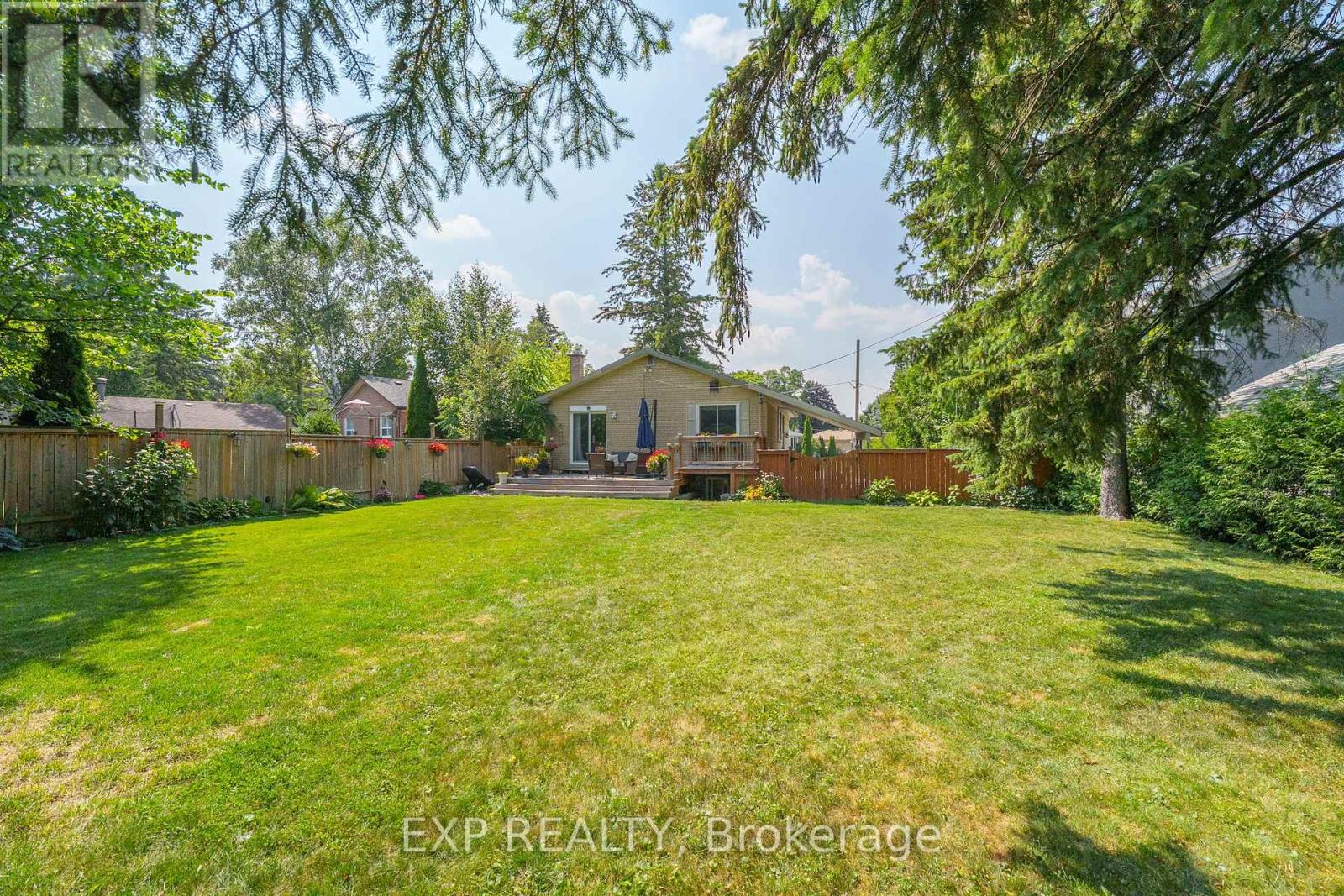 31 Patrick Drive, Aurora, Ontario  L4G 2A6 - Photo 32 - N12399342