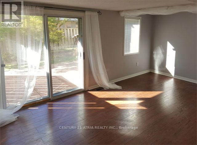 50 - 95 Weldrick Road E, Richmond Hill, Ontario  L4C 0H6 - Photo 8 - N12399376