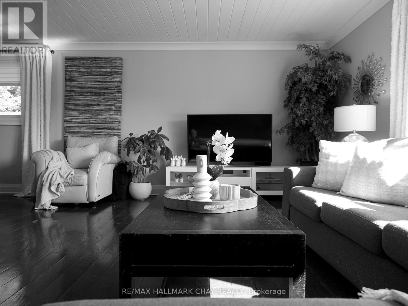 2 Willis Drive, New Tecumseth (Alliston), Ontario  L9R 1M4 - Photo 19 - N12399473