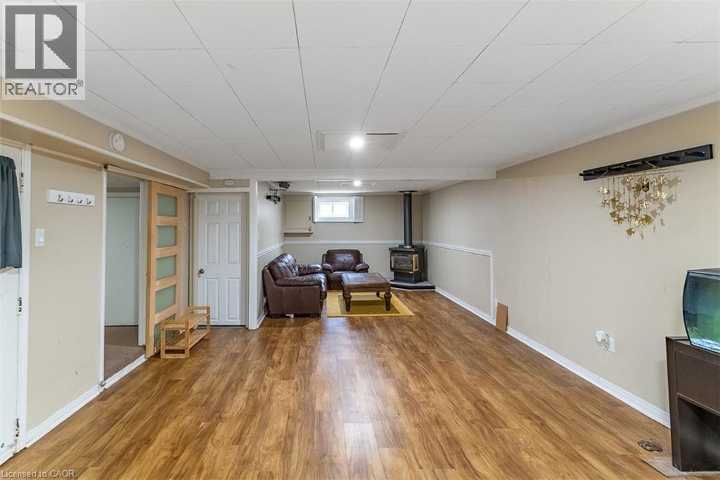 6 Dunning Court Unit# 2, Dundas, Ontario  L9H 4K6 - Photo 3 - 40769170