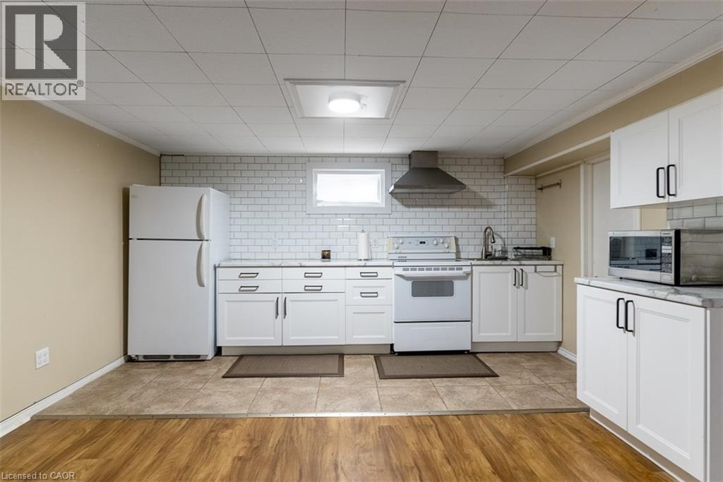 6 Dunning Court Unit# 2, Dundas, Ontario  L9H 4K6 - Photo 8 - 40769170