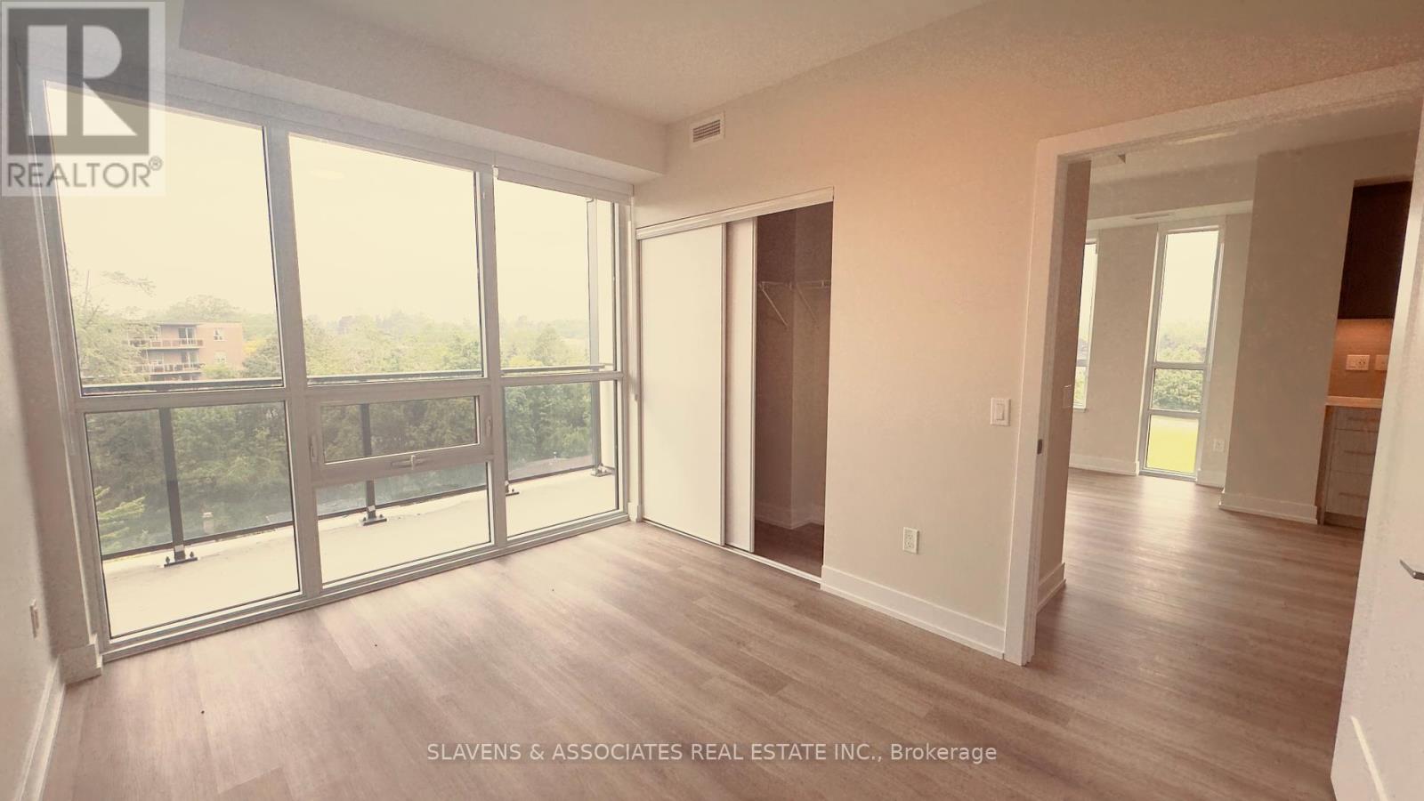 514 - 41 Johnson Street, Barrie, Ontario  L4M 0L6 - Photo 13 - S12399317