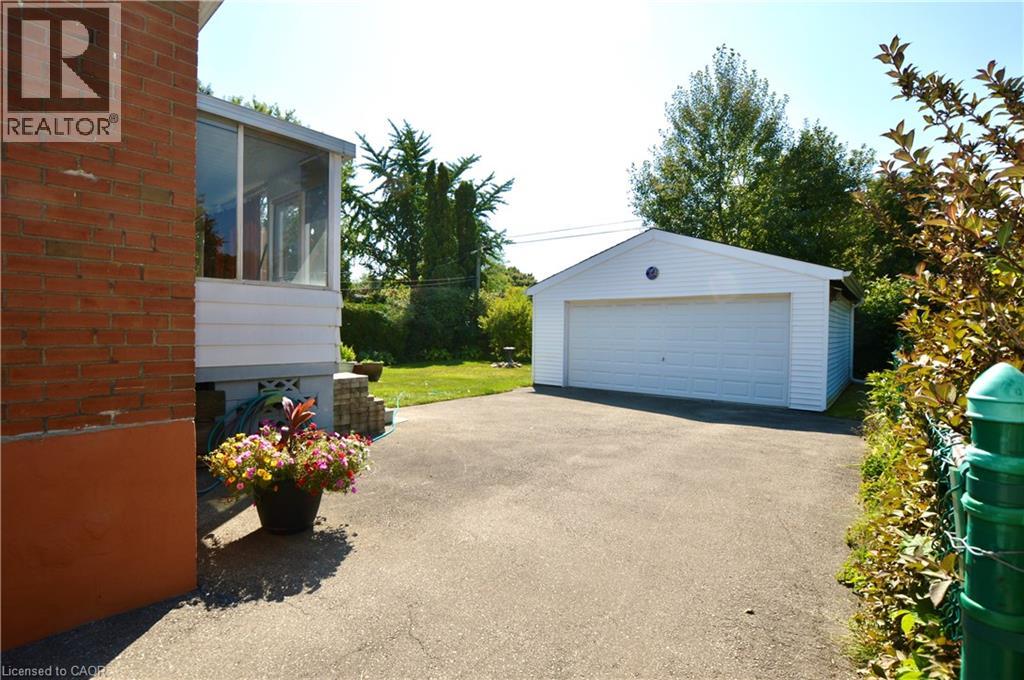 728 Ashley Avenue, Burlington, Ontario  L7R 2Z3 - Photo 24 - 40765020
