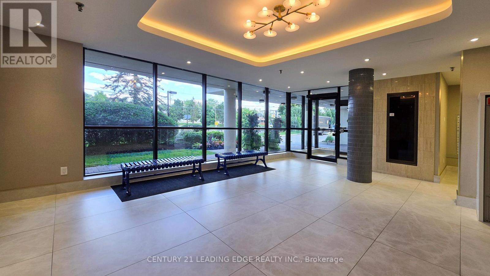 1611 - 3845 Lake Shore Boulevard W, Toronto, Ontario  M8W 4Y3 - Photo 4 - W12367894