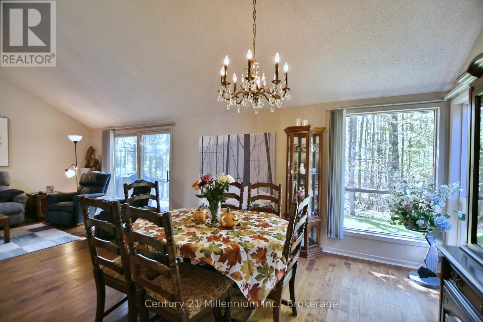 1415 County Rd 124 Road, Clearview, Ontario  L0M 1H0 - Photo 11 - S12399519