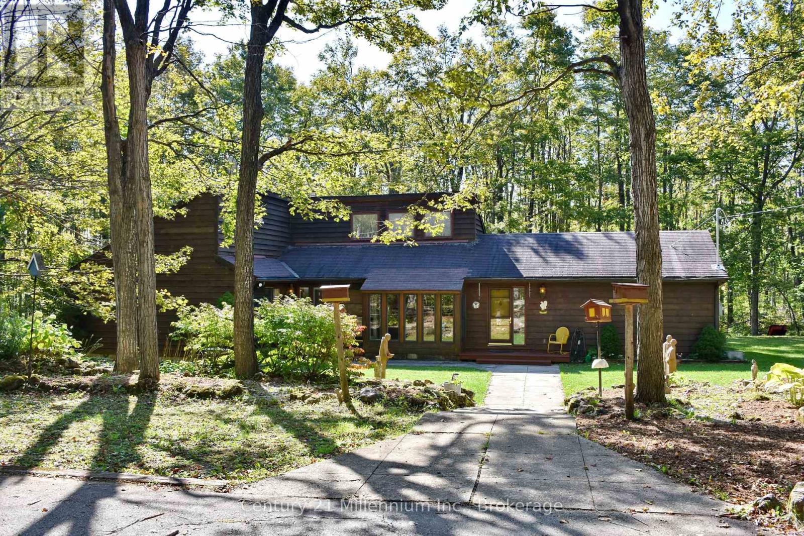 1415 County Rd 124 Road, Clearview, Ontario  L0M 1H0 - Photo 3 - S12399519