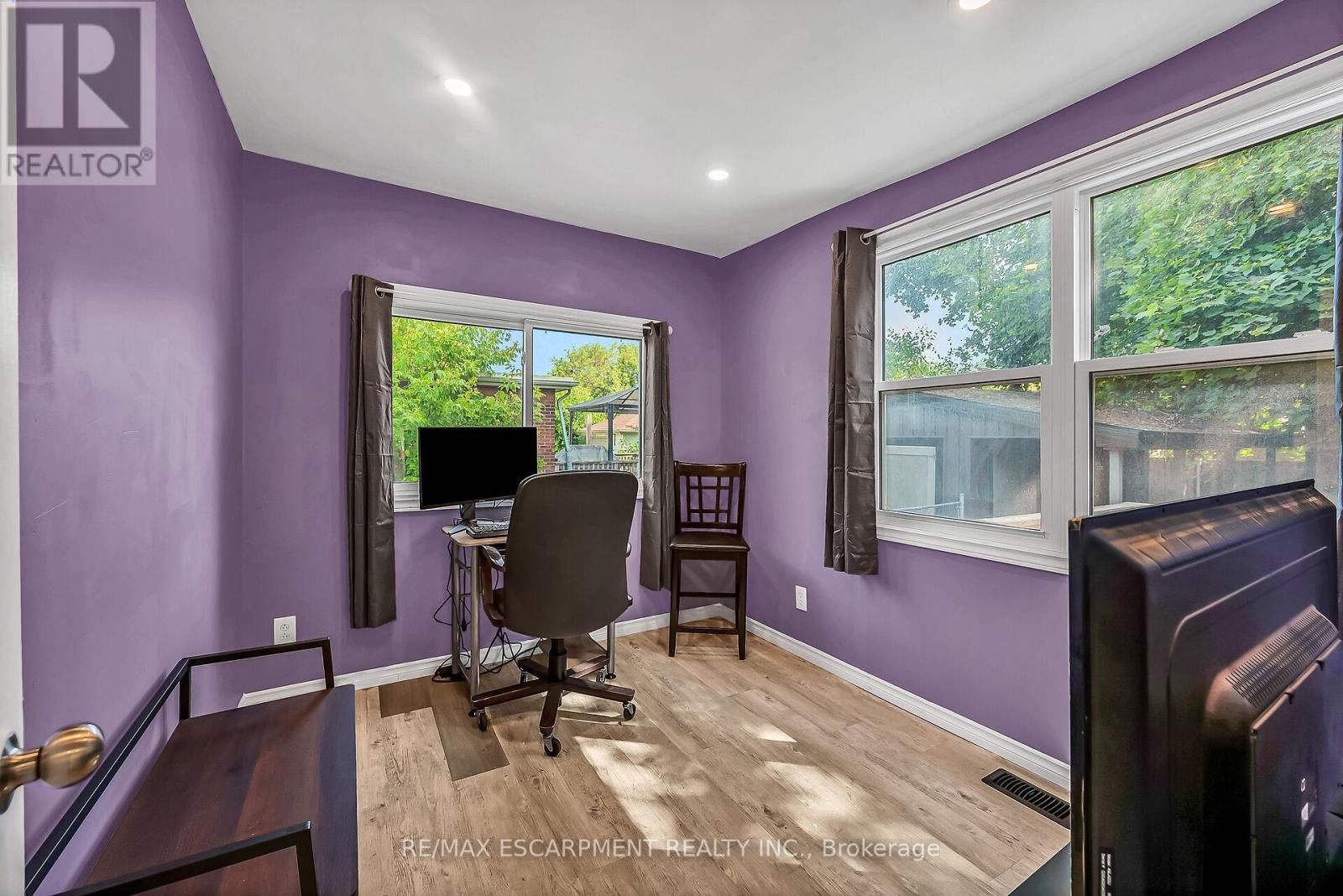 149 Elgin Street, Brantford, Ontario  N3S 5A4 - Photo 22 - X12395755