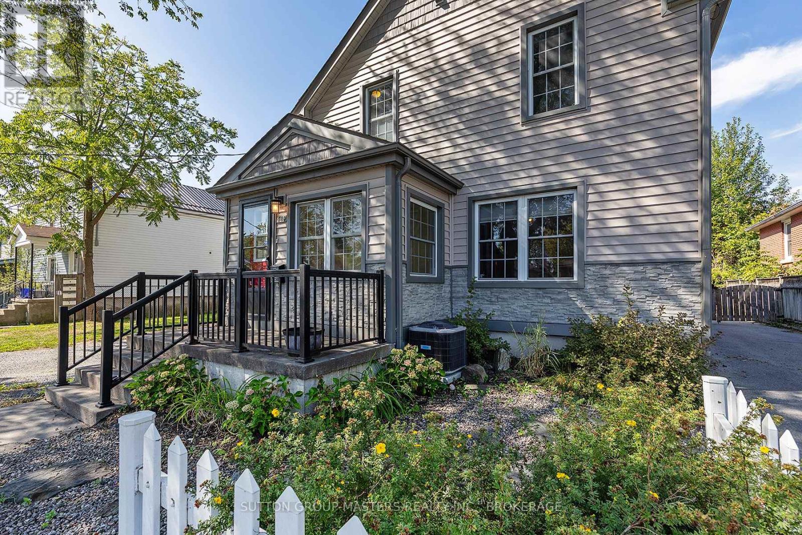 580 Macdonnell Street, Kingston, Ontario  K7K 4X1 - Photo 3 - X12399509