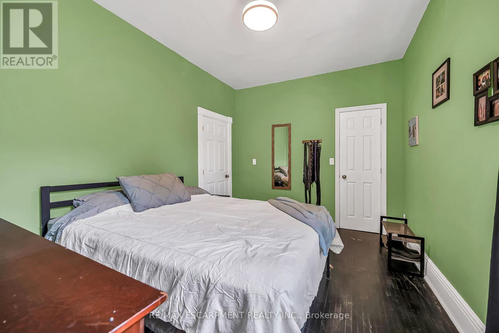 149 Elgin Street, Brantford, Ontario  N3S 5A4 - Photo 14 - X12395755