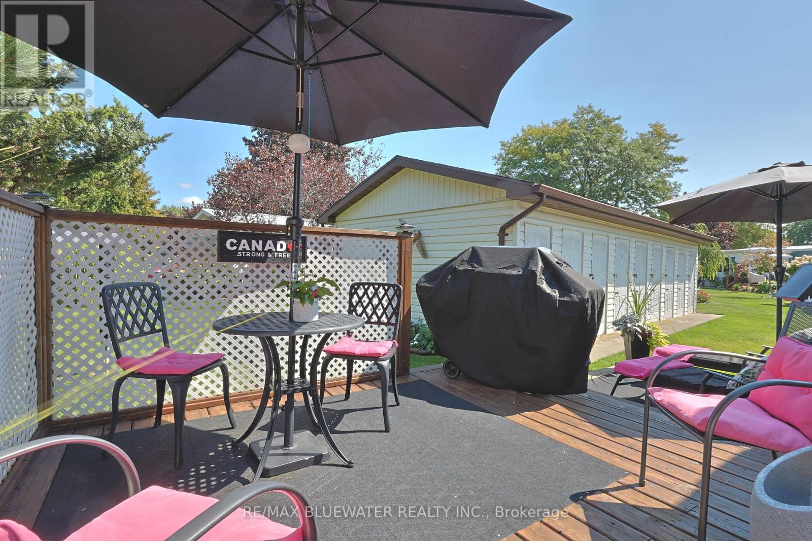 208 Biltmore Drive, South Huron, Ontario  N0M 1T0 - Photo 28 - X12399588