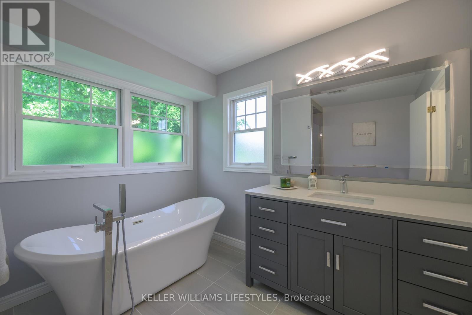 18 Thunderbird Crescent, London South, Ontario  N6J 4P5 - Photo 27 - X12399604