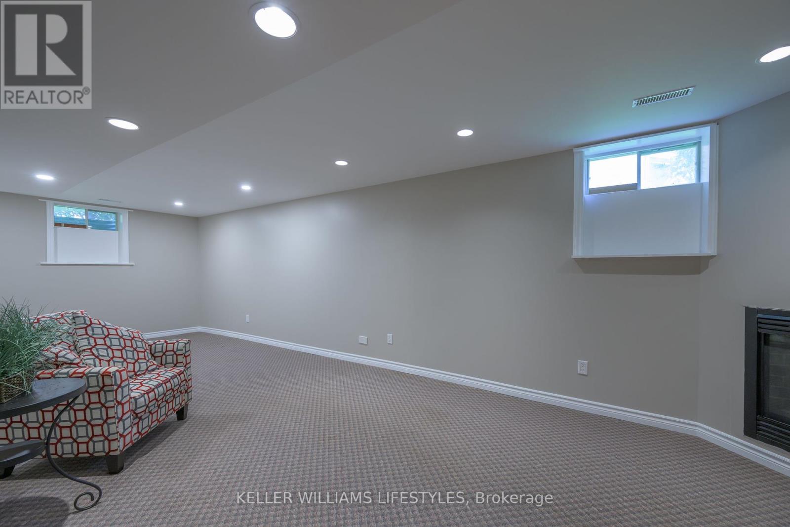 18 Thunderbird Crescent, London South, Ontario  N6J 4P5 - Photo 35 - X12399604