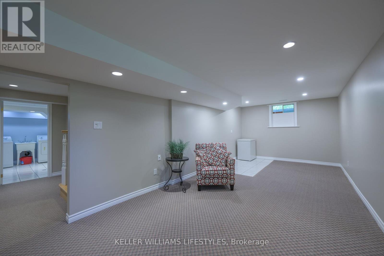 18 Thunderbird Crescent, London South, Ontario  N6J 4P5 - Photo 36 - X12399604