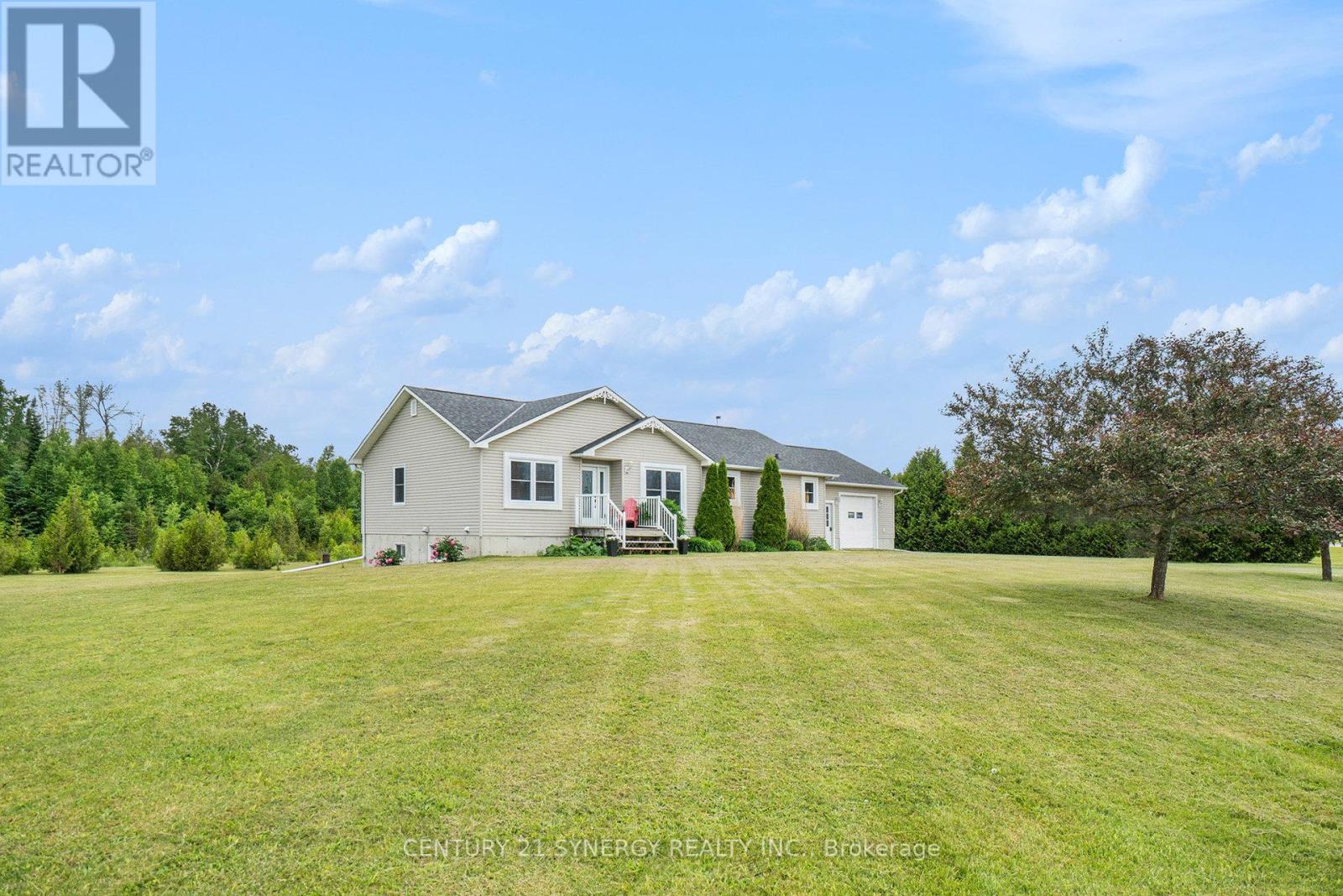 2 Campbell Drive, Elizabethtown-Kitley, Ontario  K0G 1N0 - Photo 2 - X12399518