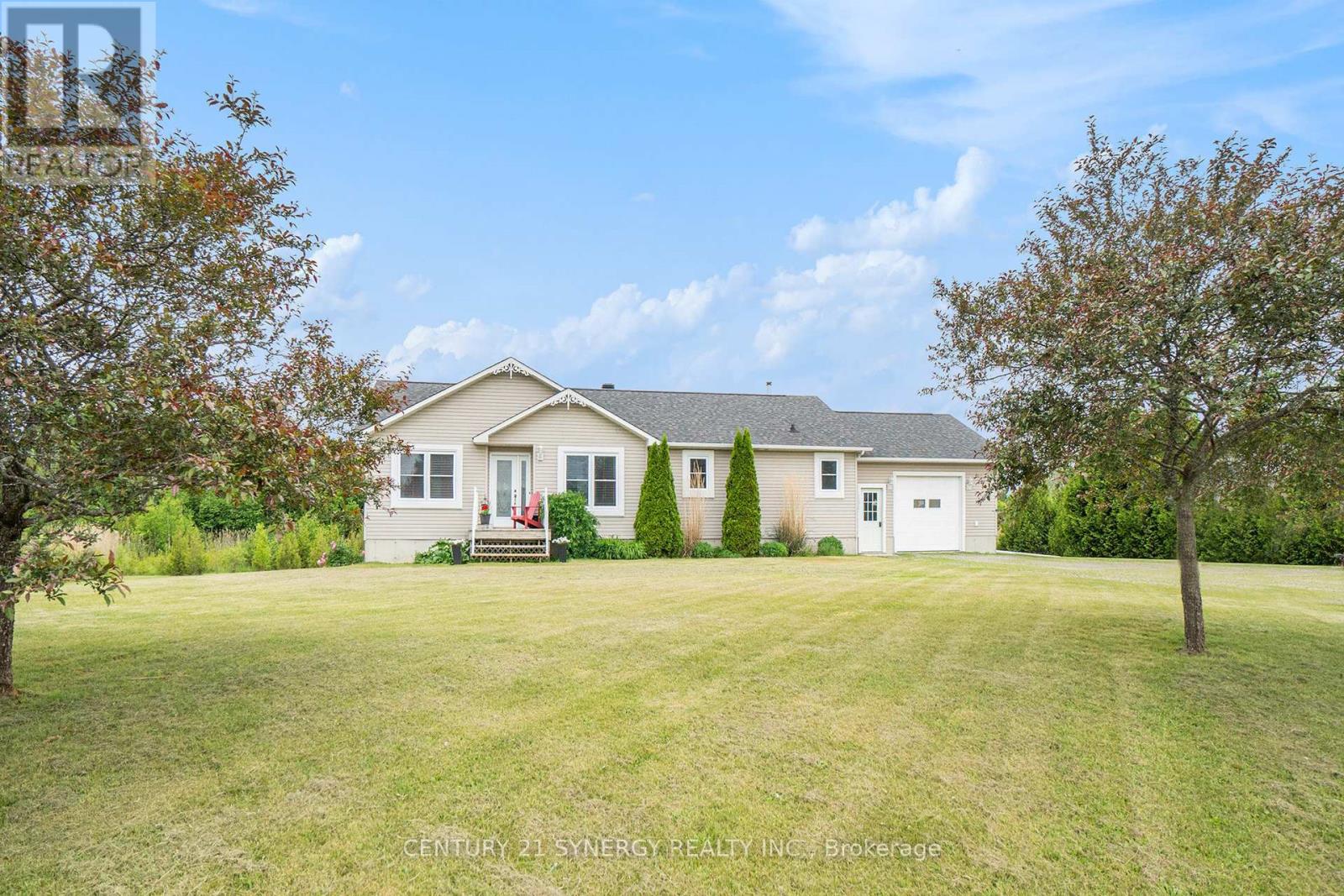 2 Campbell Drive, Elizabethtown-Kitley, Ontario  K0G 1N0 - Photo 3 - X12399518