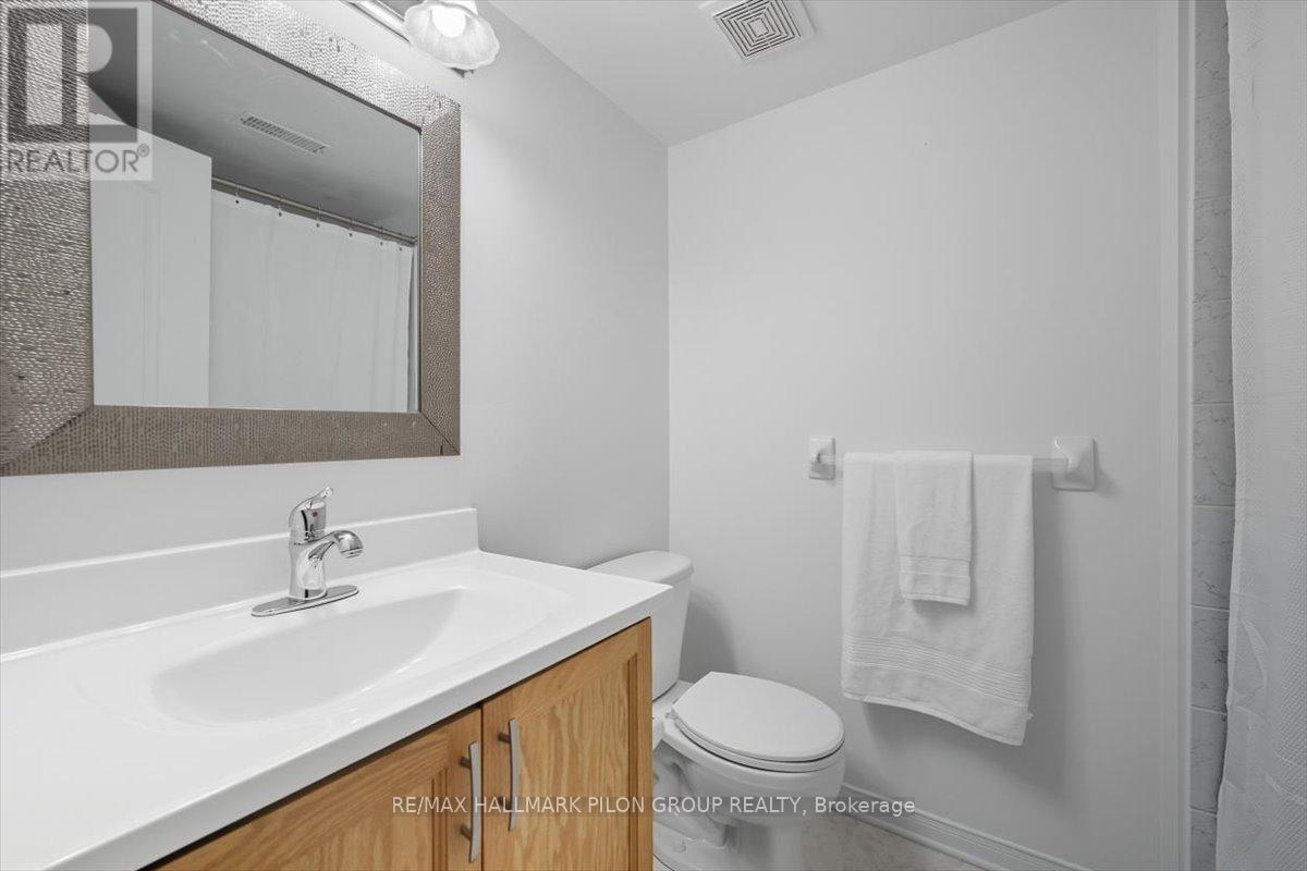 10 Lakepointe Drive, Ottawa, Ontario  K4A 5E3 - Photo 14 - X12399523