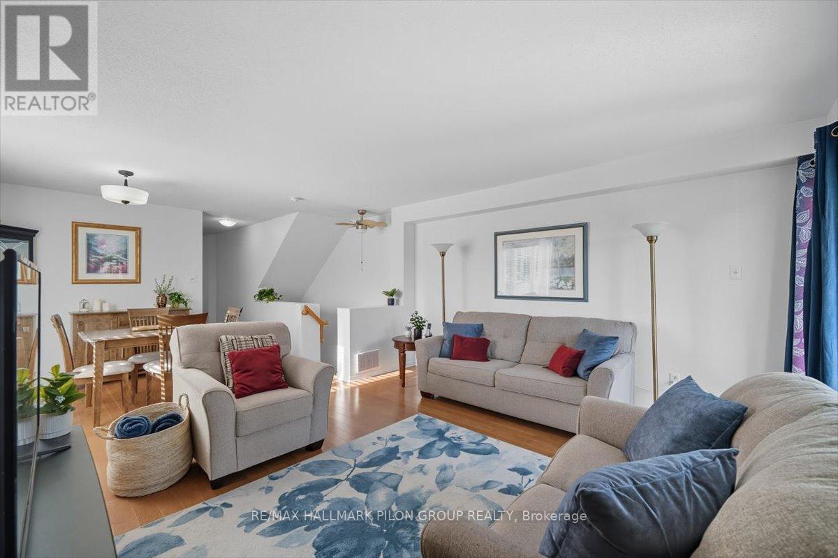10 Lakepointe Drive, Ottawa, Ontario  K4A 5E3 - Photo 9 - X12399523