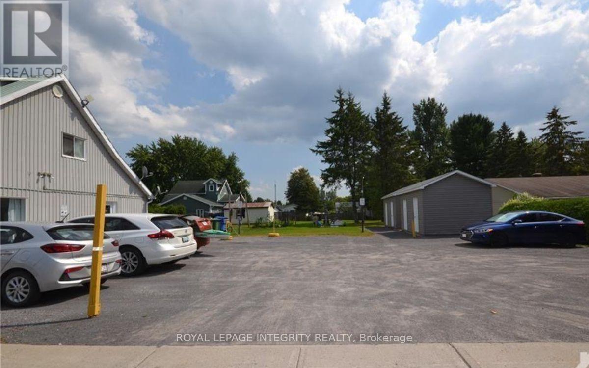 2260 Laval Street, Clarence-Rockland, Ontario  K0A 1E0 - Photo 13 - X12399533
