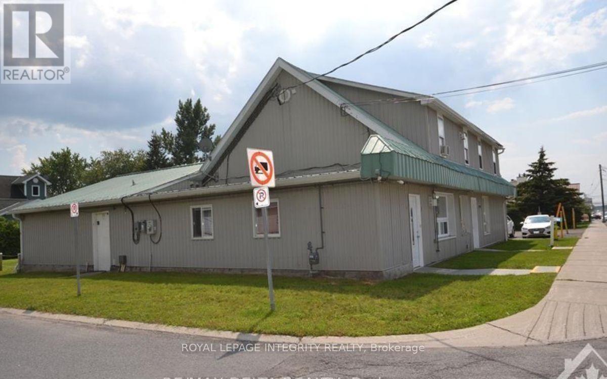 2260 Laval Street, Clarence-Rockland, Ontario  K0A 1E0 - Photo 4 - X12399533