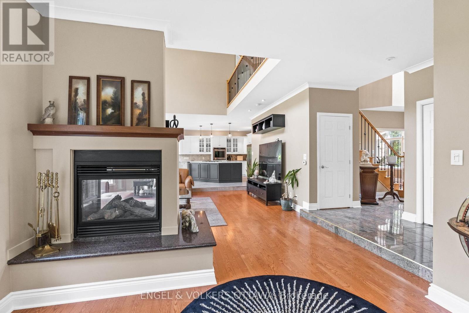 6163 Elkwood Drive, Ottawa, Ontario  K4P 1N1 - Photo 11 - X12399561