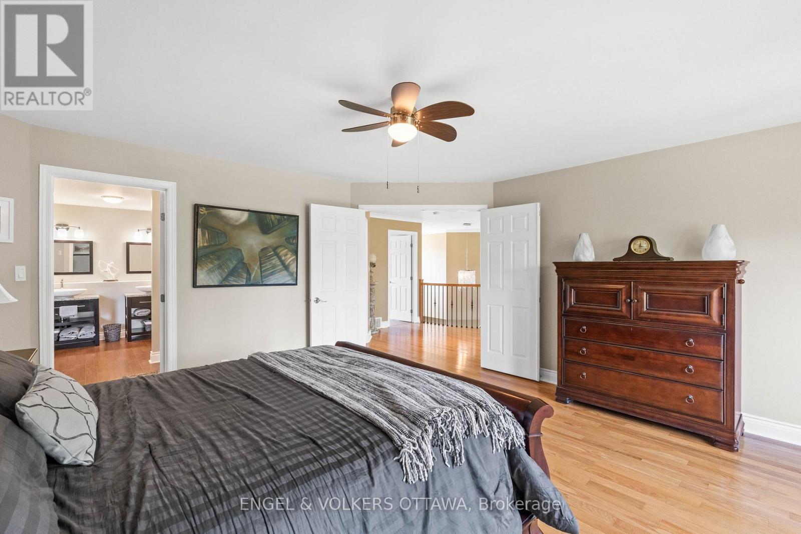 6163 Elkwood Drive, Ottawa, Ontario  K4P 1N1 - Photo 25 - X12399561