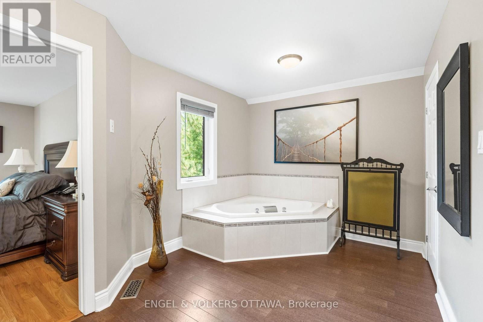 6163 Elkwood Drive, Ottawa, Ontario  K4P 1N1 - Photo 27 - X12399561