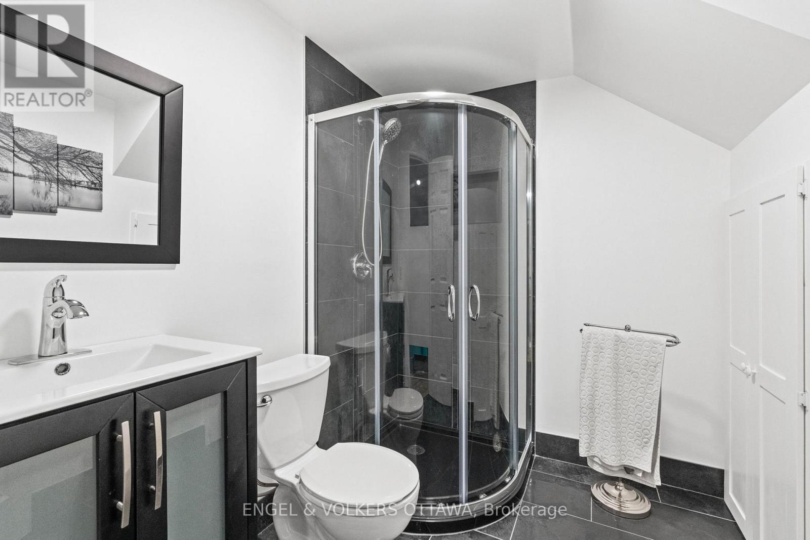 6163 Elkwood Drive, Ottawa, Ontario  K4P 1N1 - Photo 43 - X12399561