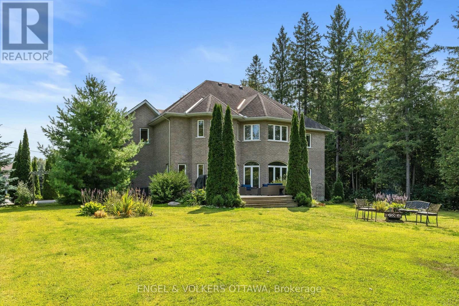 6163 Elkwood Drive, Ottawa, Ontario  K4P 1N1 - Photo 45 - X12399561