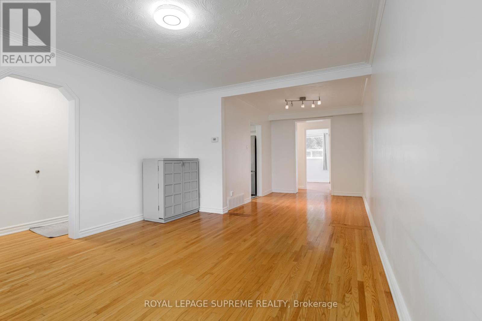 254 Eileen Avenue, Toronto, Ontario  M6N 1W1 - Photo 11 - W12399354