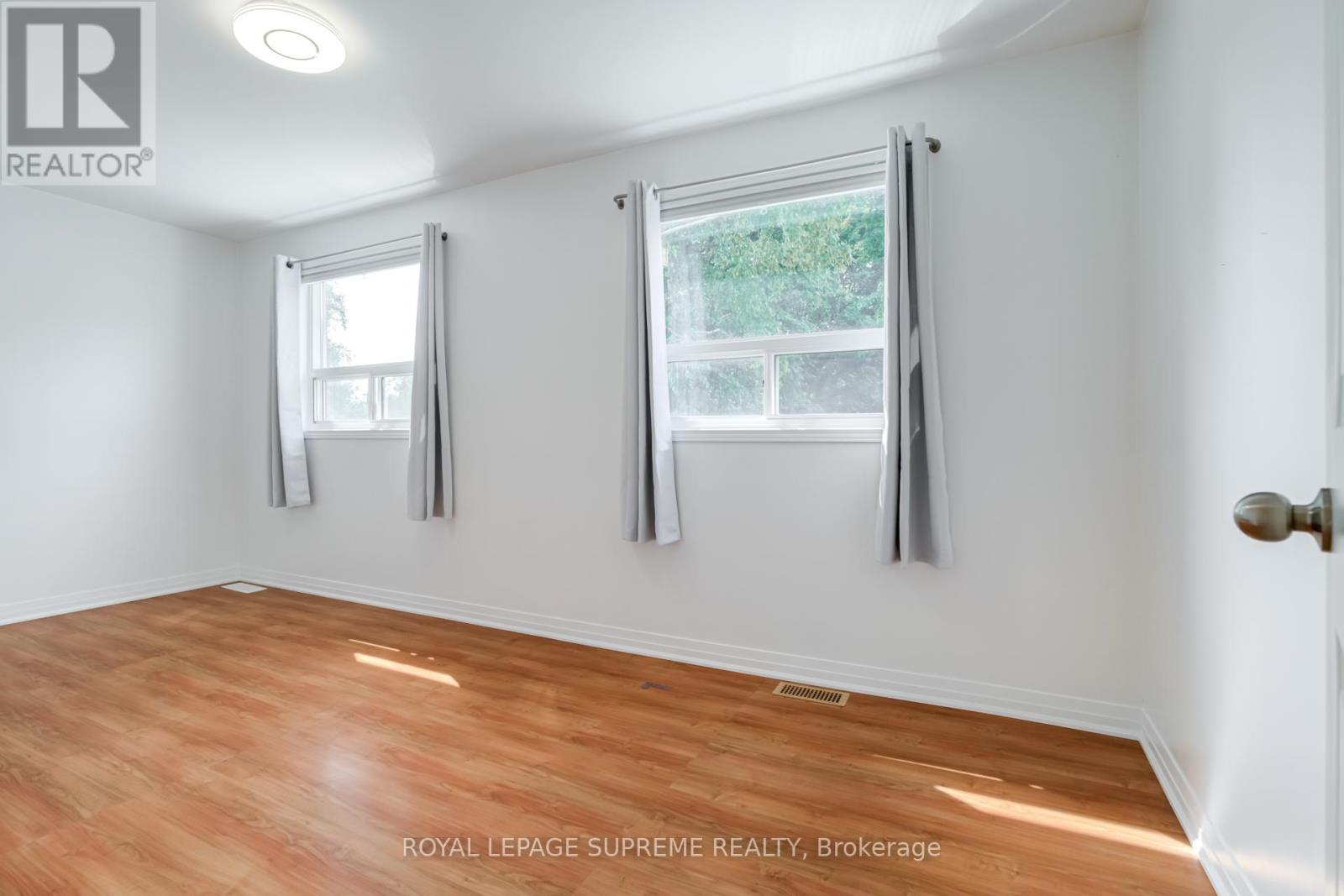 254 Eileen Avenue, Toronto, Ontario  M6N 1W1 - Photo 20 - W12399354
