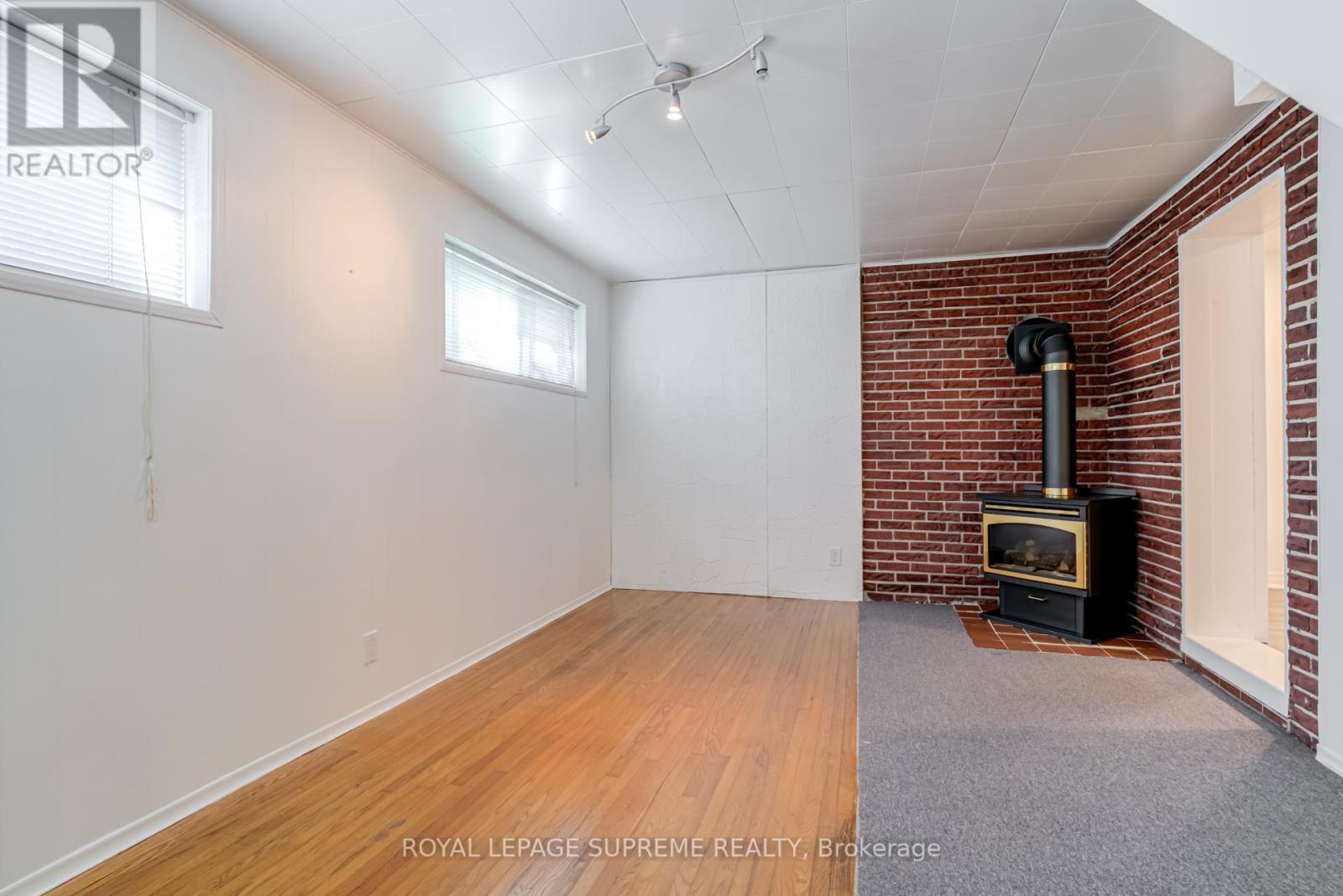 254 Eileen Avenue, Toronto, Ontario  M6N 1W1 - Photo 25 - W12399354