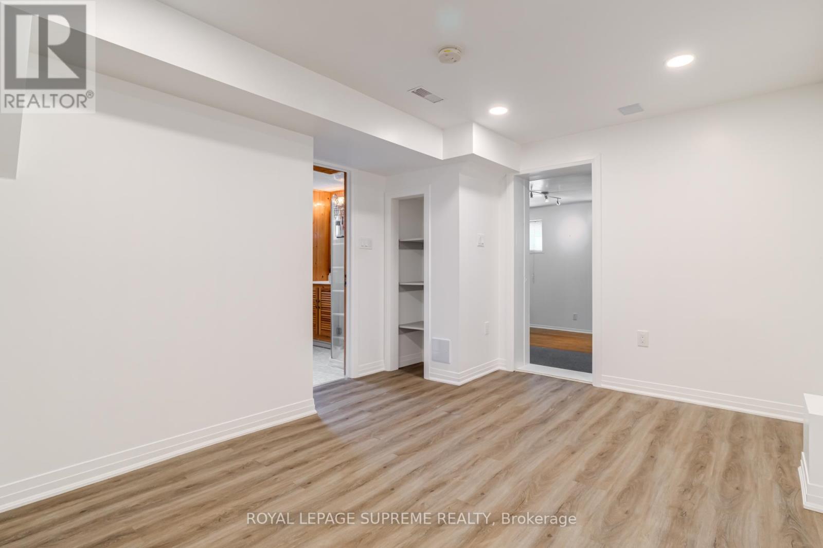254 Eileen Avenue, Toronto, Ontario  M6N 1W1 - Photo 29 - W12399354