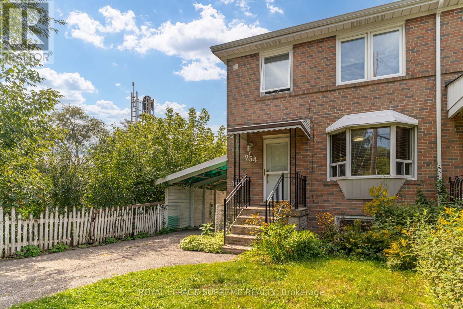 254 Eileen Avenue, Toronto, Ontario  M6N 1W1 - Photo 3 - W12399354