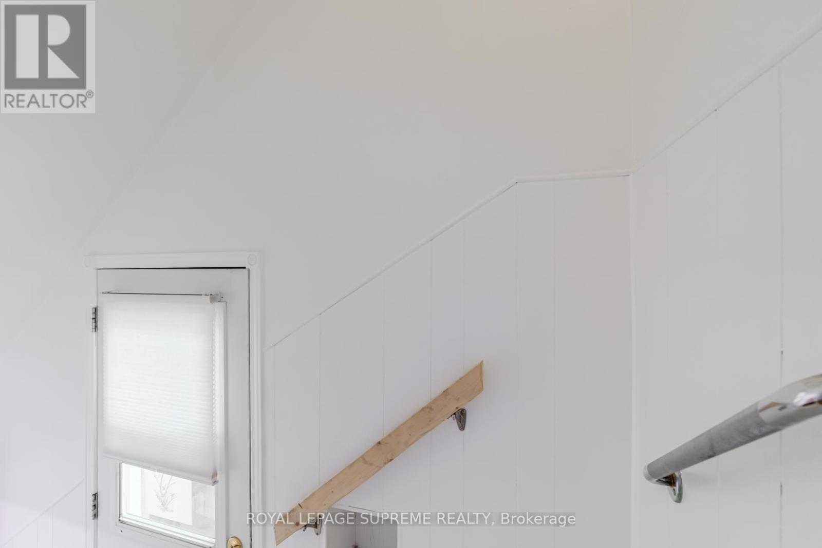 254 Eileen Avenue, Toronto, Ontario  M6N 1W1 - Photo 38 - W12399354