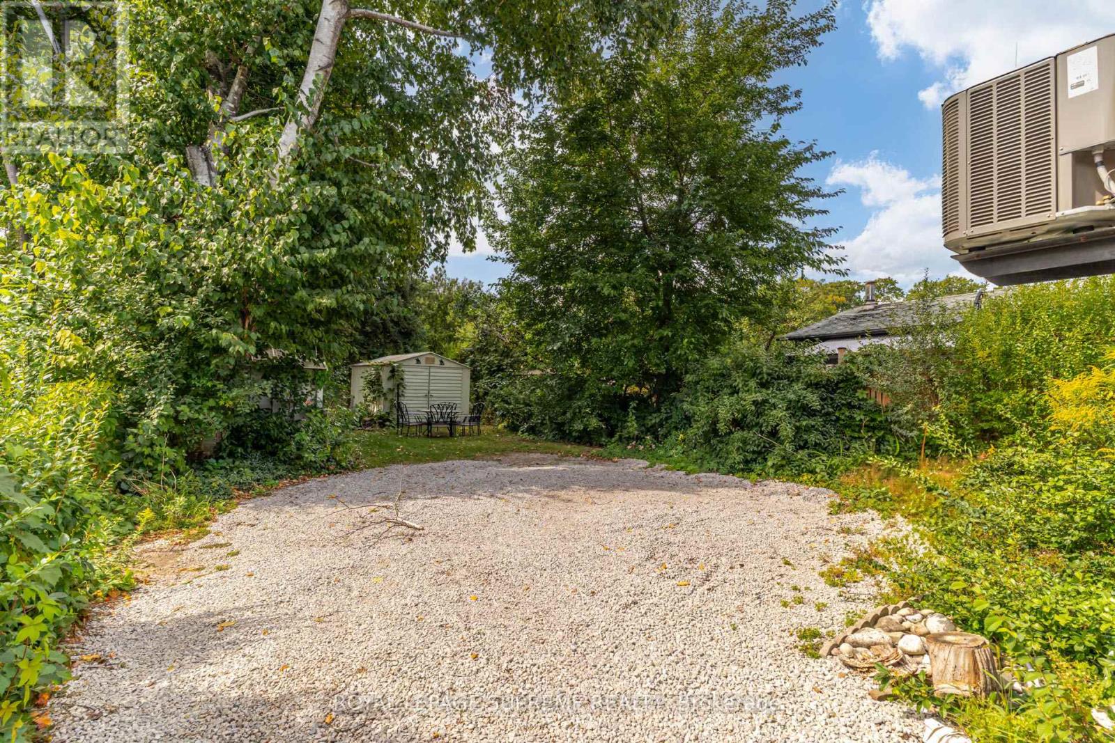 254 Eileen Avenue, Toronto, Ontario  M6N 1W1 - Photo 39 - W12399354