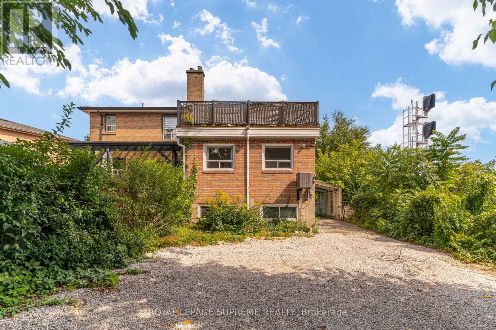 254 Eileen Avenue, Toronto, Ontario  M6N 1W1 - Photo 42 - W12399354