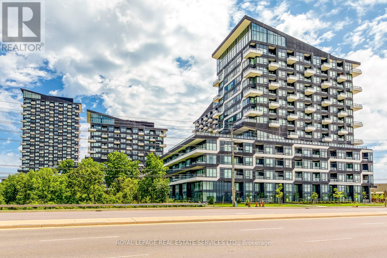 1318 - 2489 Taunton Road, Oakville, Ontario  L6H 3R9 - Photo 2 - W12399363