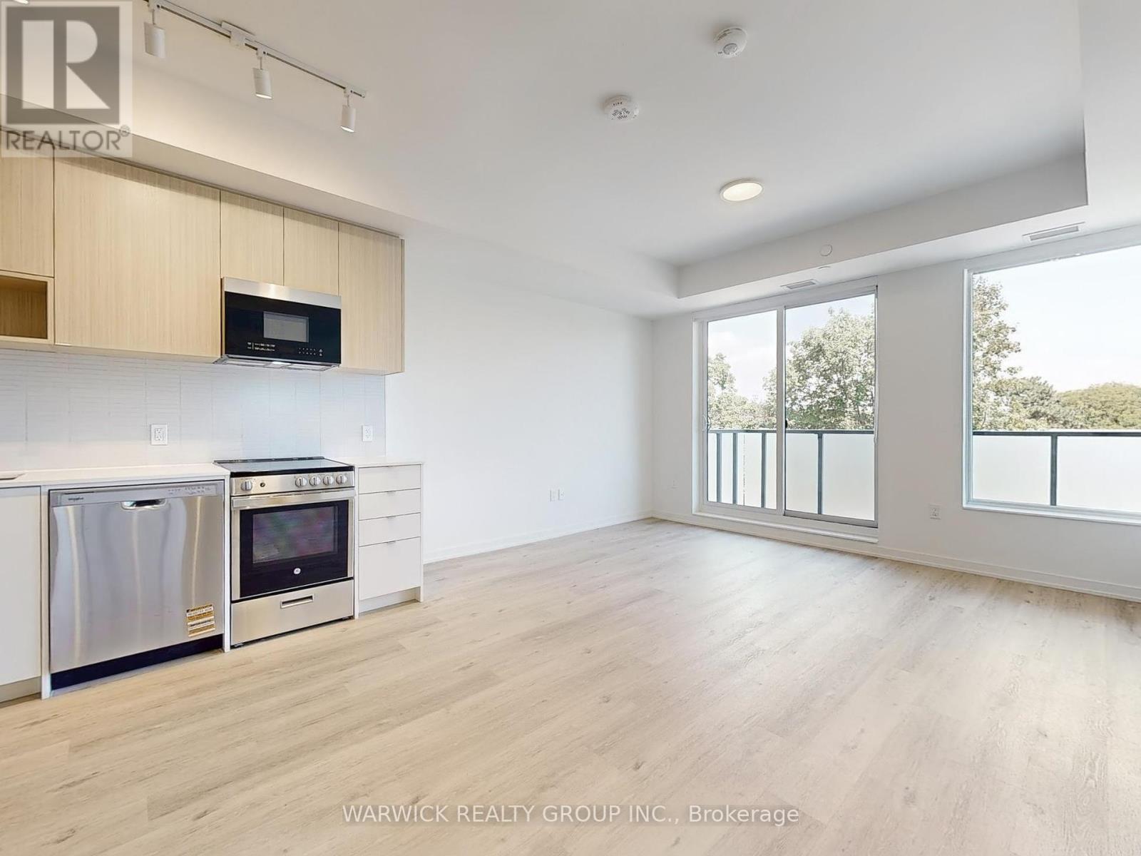 325 - 4365 Bloor Street, Toronto, Ontario  M9C 1R3 - Photo 2 - W12399370
