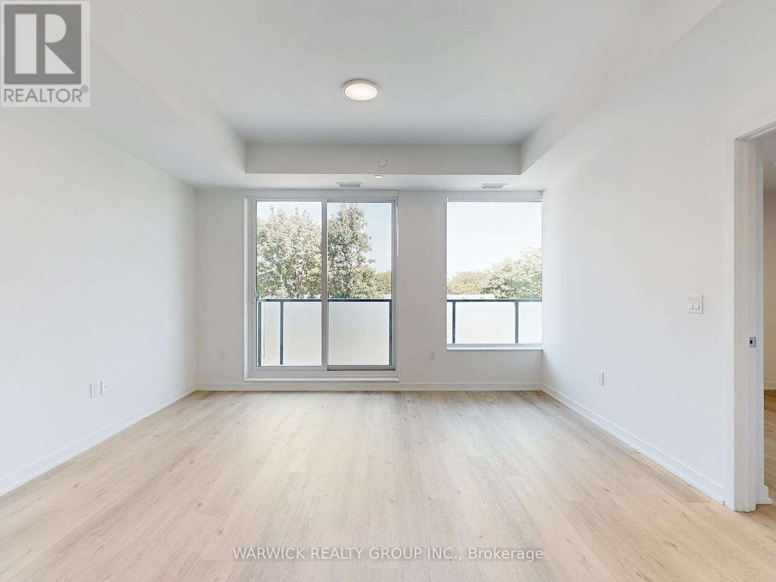 325 - 4365 Bloor Street, Toronto, Ontario  M9C 1R3 - Photo 5 - W12399370
