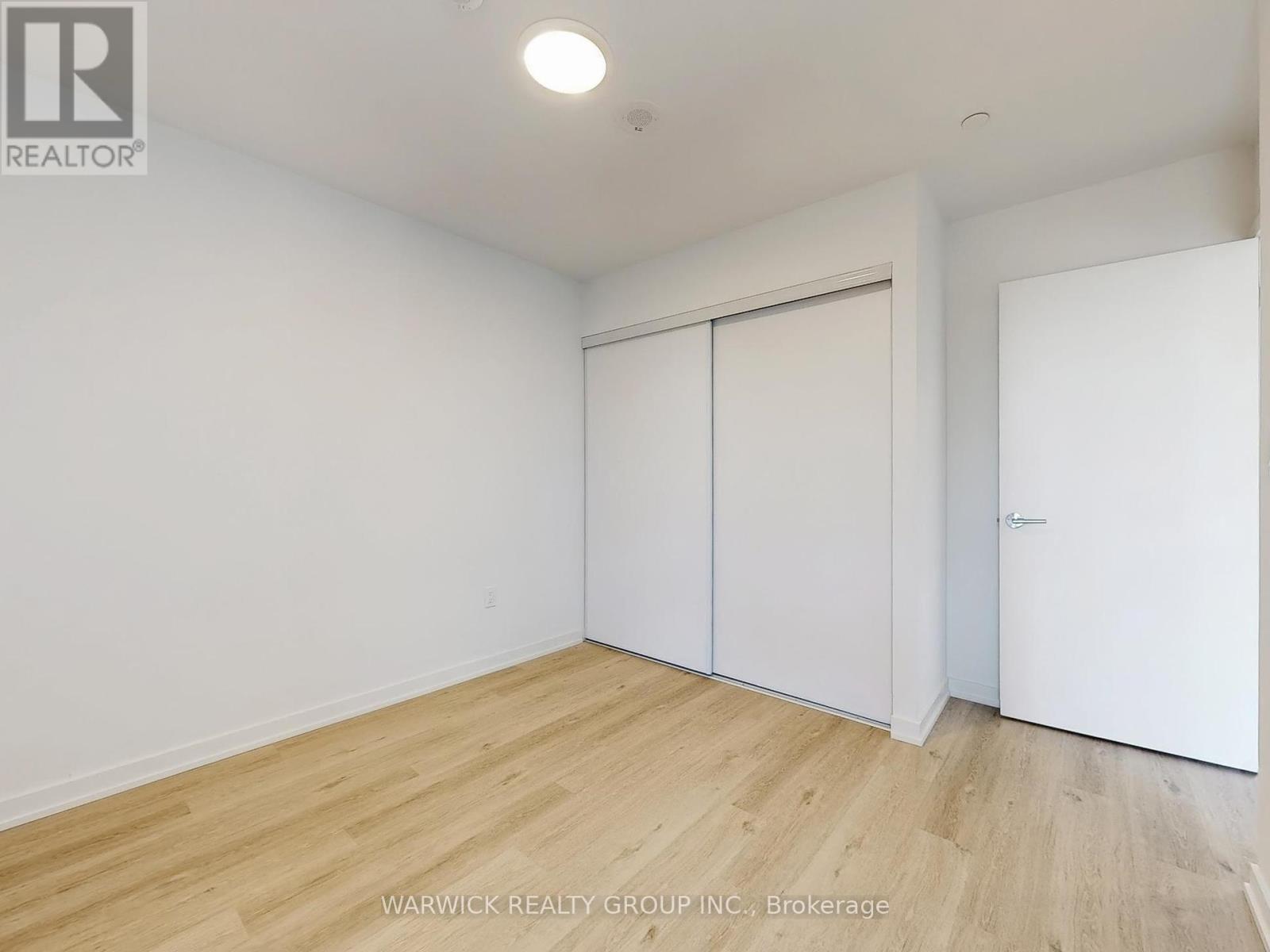 325 - 4365 Bloor Street, Toronto, Ontario  M9C 1R3 - Photo 7 - W12399370