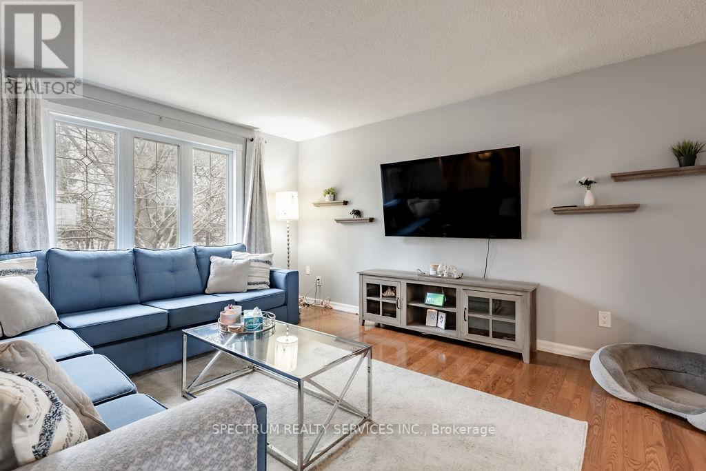 12777 Mississauga Road, Caledon, Ontario  L7C 1X2 - Photo 14 - W12399373