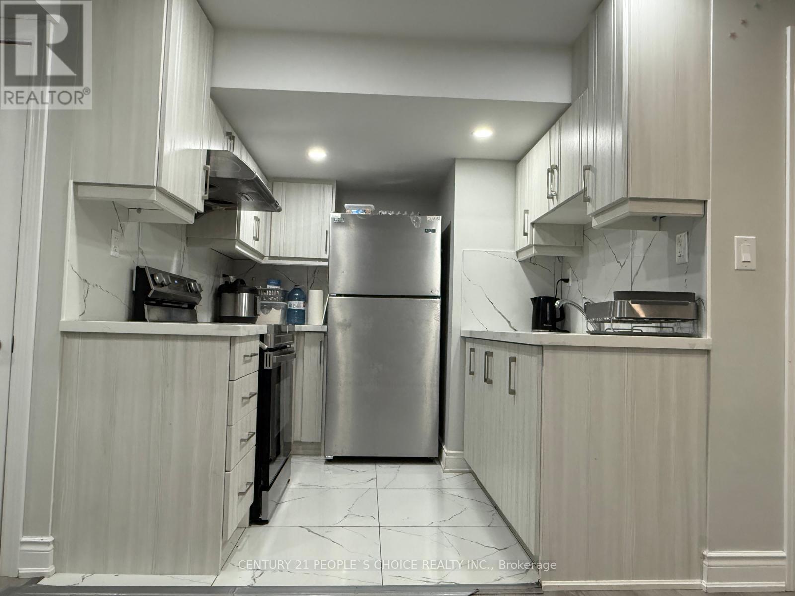 Bsmt - 597 Remembrance Road, Brampton, Ontario  L7A 4L2 - Photo 10 - W12399419
