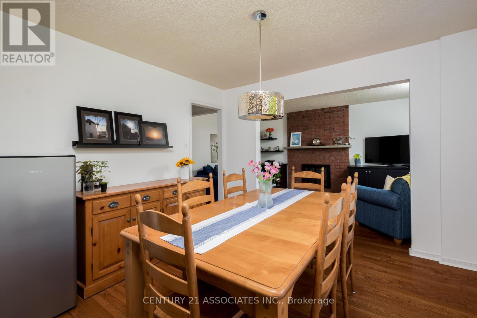 1324 Quinpool Court, Mississauga (Creditview), Ontario  L5C 4J3 - Photo 12 - W12399461
