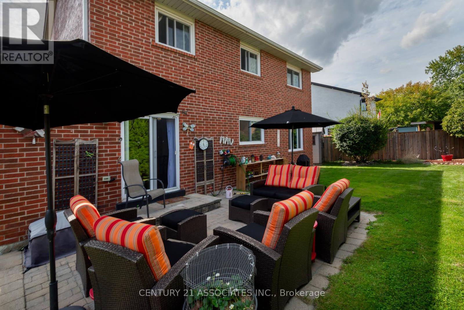 1324 Quinpool Court, Mississauga (Creditview), Ontario  L5C 4J3 - Photo 37 - W12399461