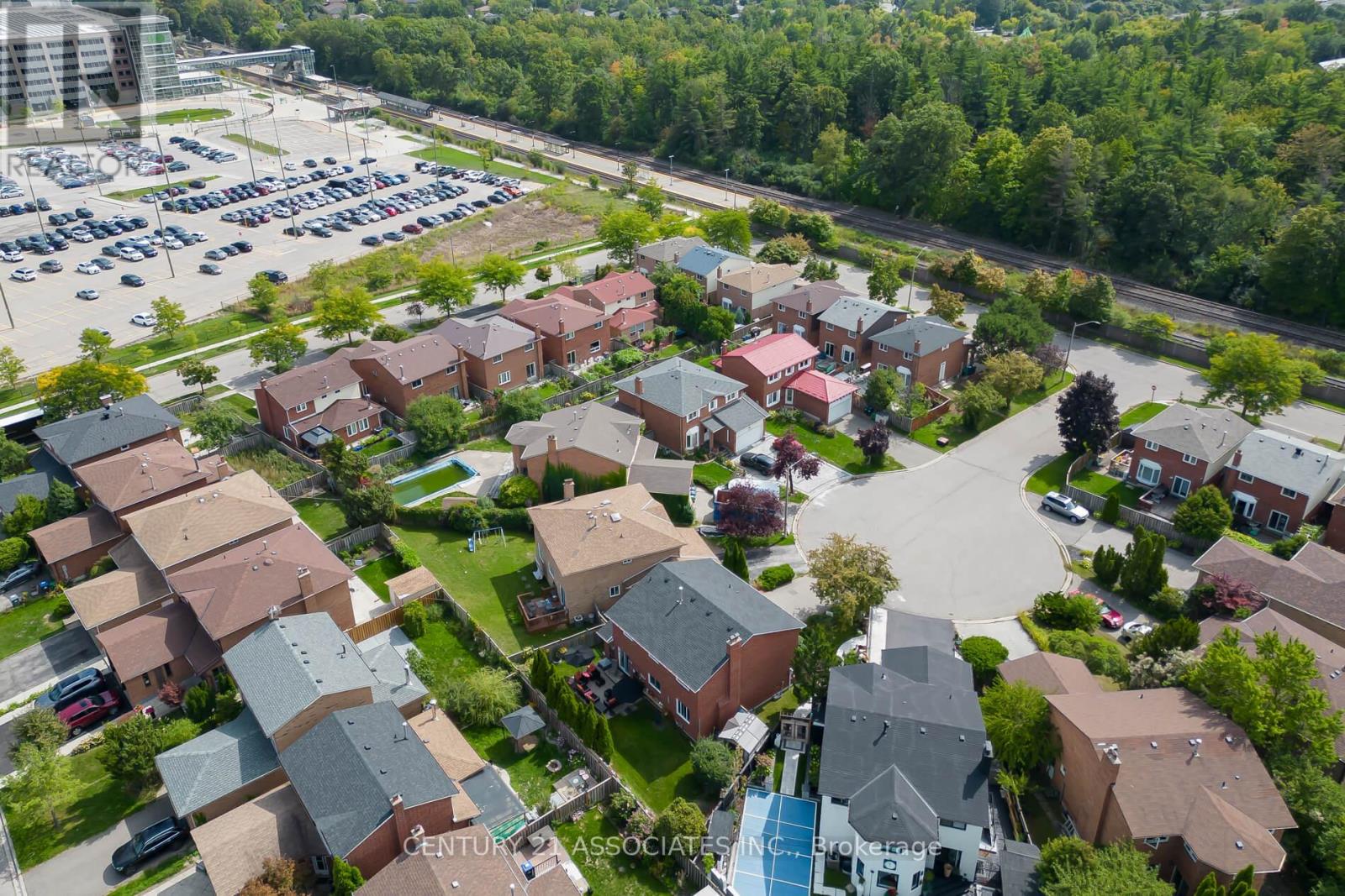 1324 Quinpool Court, Mississauga (Creditview), Ontario  L5C 4J3 - Photo 47 - W12399461
