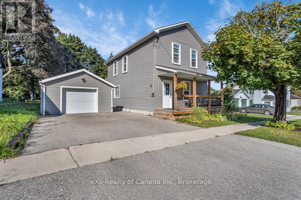 70 Washington Street, Norfolk, Ontario  N0E 1Y0 - Photo 1 - X12399510