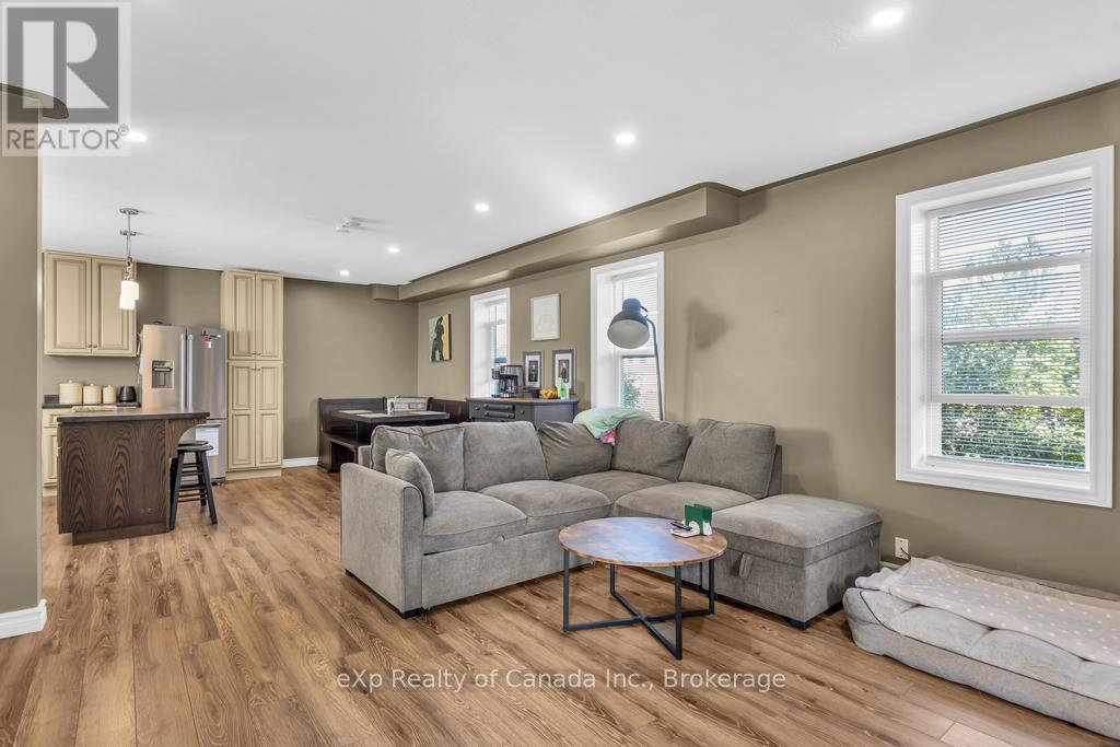 70 Washington Street, Norfolk, Ontario  N0E 1Y0 - Photo 15 - X12399510