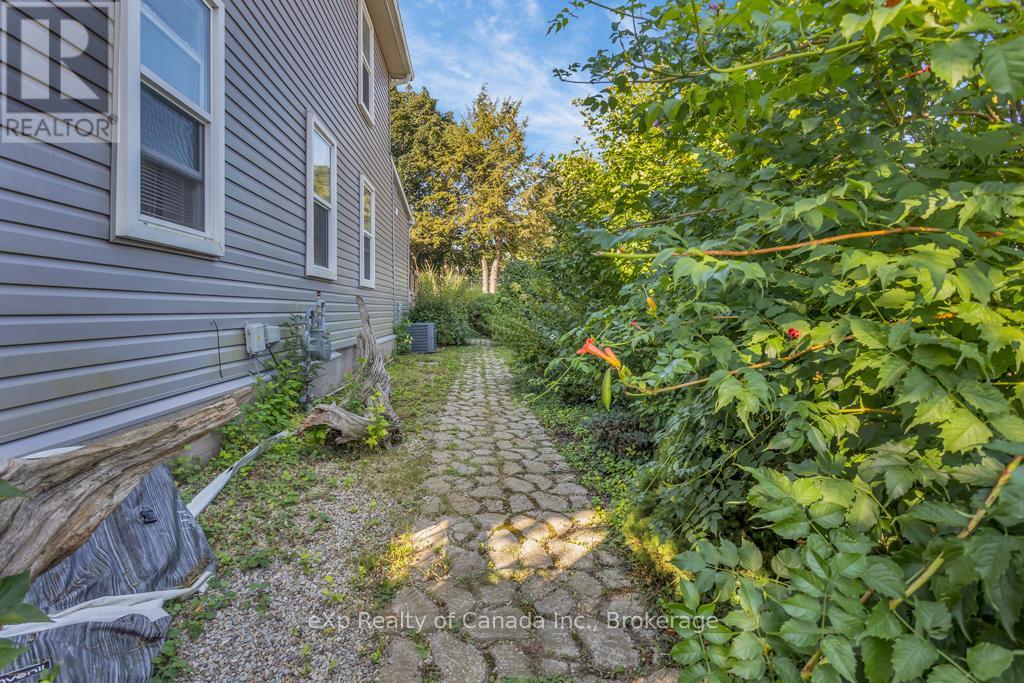70 Washington Street, Norfolk, Ontario  N0E 1Y0 - Photo 5 - X12399510