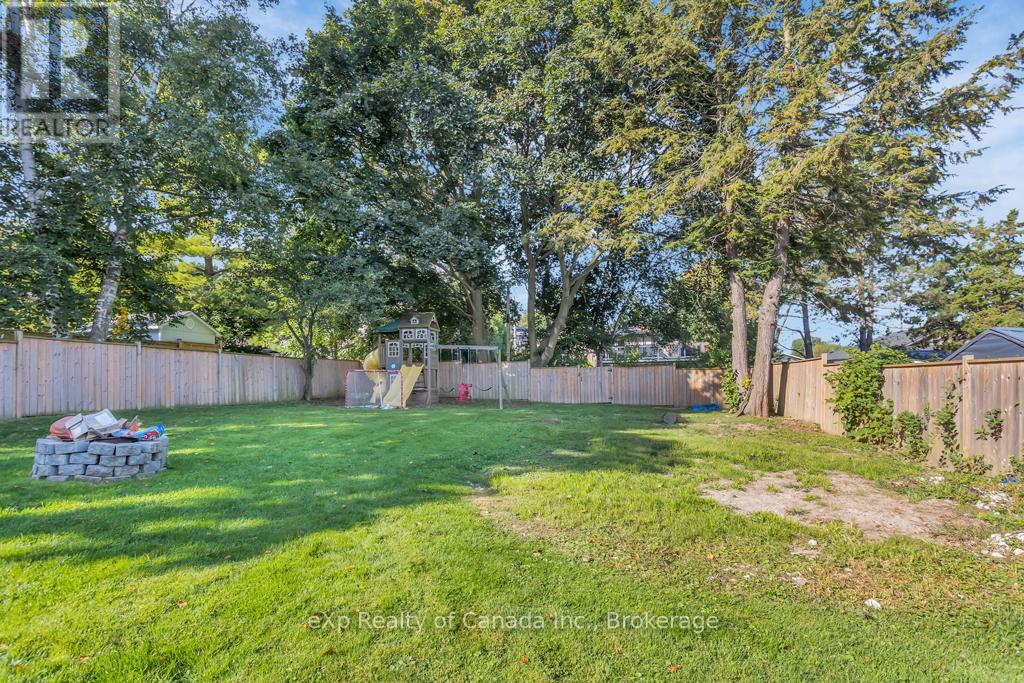 70 Washington Street, Norfolk, Ontario  N0E 1Y0 - Photo 9 - X12399510
